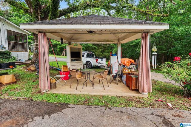 5830 COUNTY ROAD 151, Calera, AL 35040