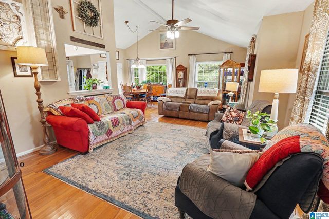 5830 COUNTY ROAD 151, Calera, AL 35040