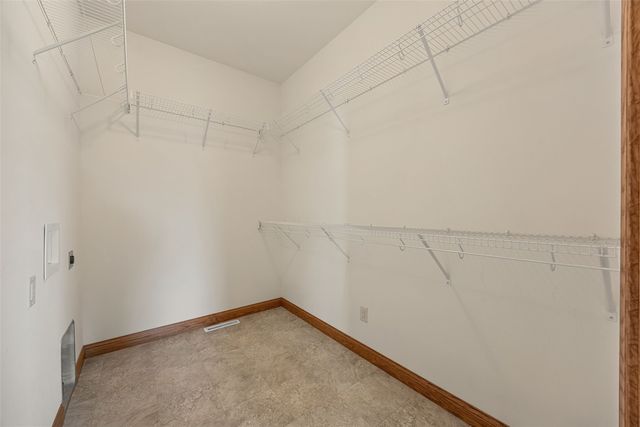 5997 Meadow Grass Circle, Cedar Rapids, IA 52403