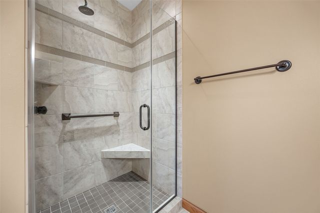 5997 Meadow Grass Circle, Cedar Rapids, IA 52403