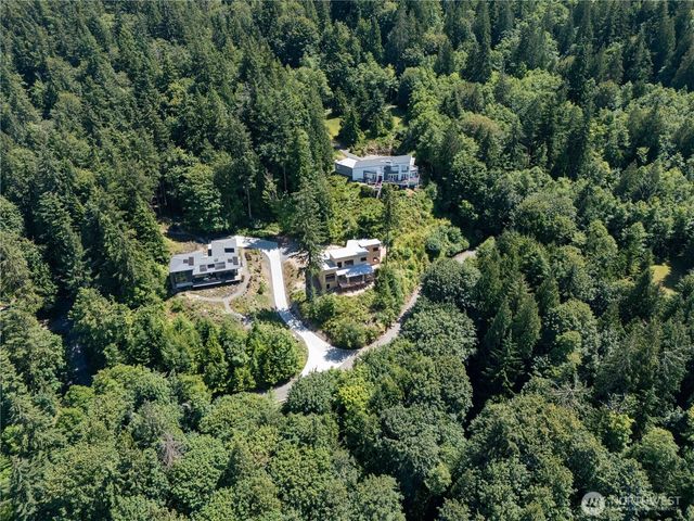 1697 Chuckanut Crest Drive, Bellingham, WA 98229