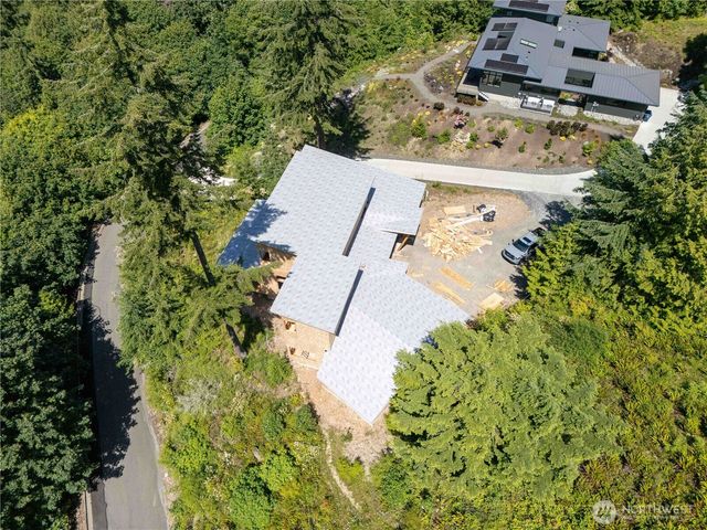 1697 Chuckanut Crest Drive, Bellingham, WA 98229