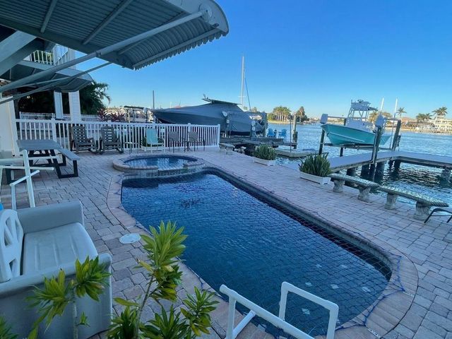 13111 BOCA CIEGA AVENUE, Madeira Beach, FL 33708