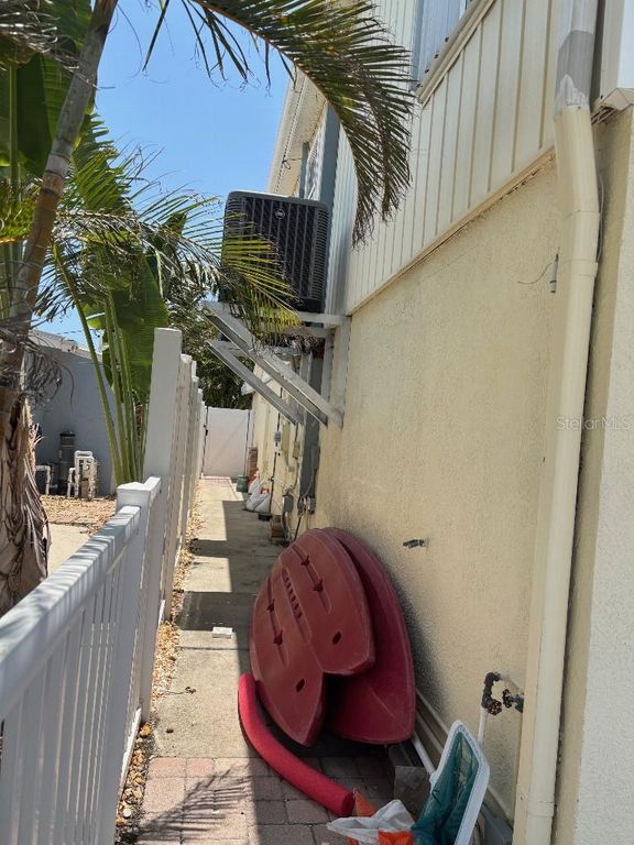 Image 5 of property listing at 13111 BOCA CIEGA AVENUE, Madeira Beach, FL 33708