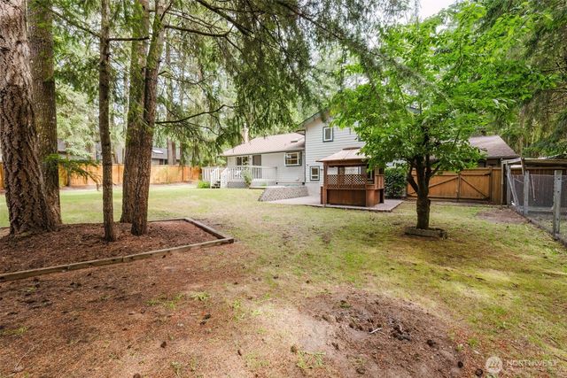 1724 NW Palmer Lane, Bremerton, WA 98311