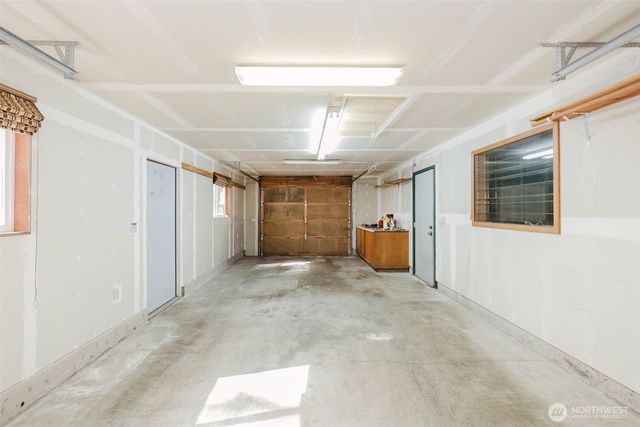 1724 NW Palmer Lane, Bremerton, WA 98311