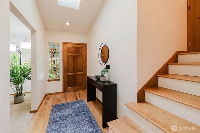 1724 NW Palmer Lane, Bremerton, WA 98311