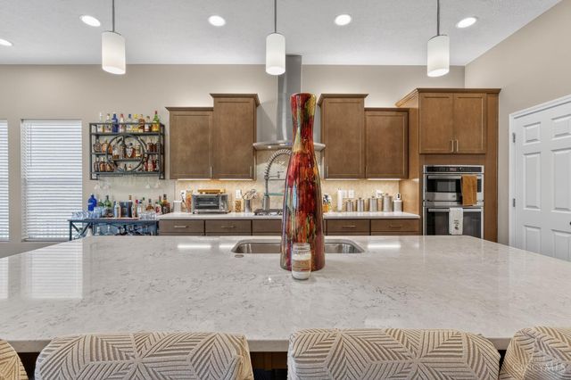 4994 Shadow Hawk Drive, Green Twp, OH 45247