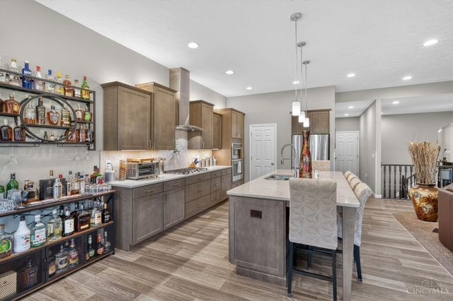 4994 Shadow Hawk Drive, Green Twp, OH 45247