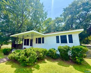1401 North Street, Decatur, AL 35601
