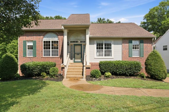 161 E Harbor, Hendersonville, TN 37075