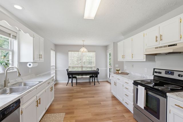 161 E Harbor, Hendersonville, TN 37075