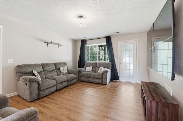 161 E Harbor, Hendersonville, TN 37075