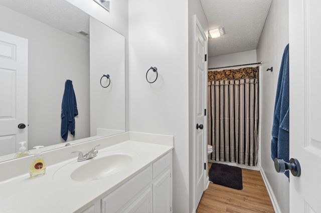 161 E Harbor, Hendersonville, TN 37075
