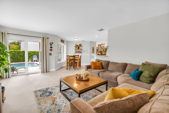 23486 Torre Circle, Boca Raton, FL 33433