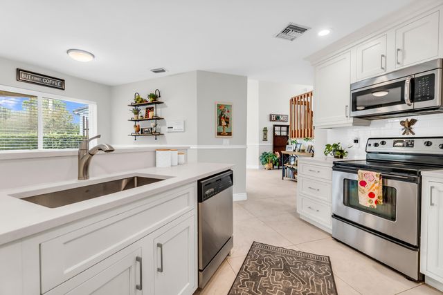 23486 Torre Circle, Boca Raton, FL 33433