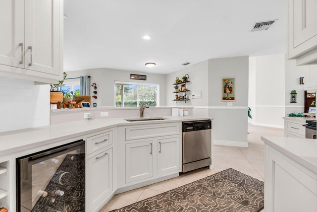 23486 Torre Circle, Boca Raton, FL 33433