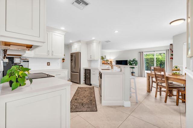 23486 Torre Circle, Boca Raton, FL 33433