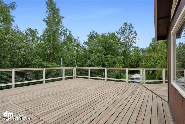 5625 E Rosebud Court, Wasilla, AK 99654