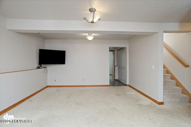 5625 E Rosebud Court, Wasilla, AK 99654