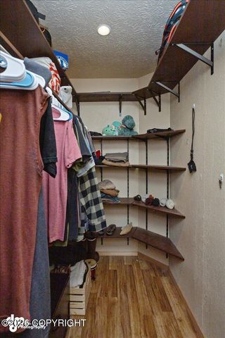 5625 E Rosebud Court, Wasilla, AK 99654