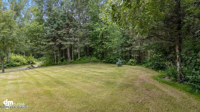 5625 E Rosebud Court, Wasilla, AK 99654