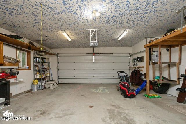 5625 E Rosebud Court, Wasilla, AK 99654