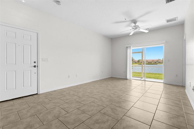 3576 PARKRIDGE CIRCLE 30-101, Sarasota, FL 34243