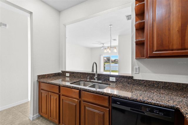 3576 PARKRIDGE CIRCLE 30-101, Sarasota, FL 34243