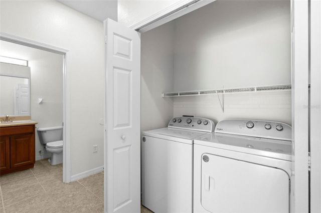 3576 PARKRIDGE CIRCLE 30-101, Sarasota, FL 34243