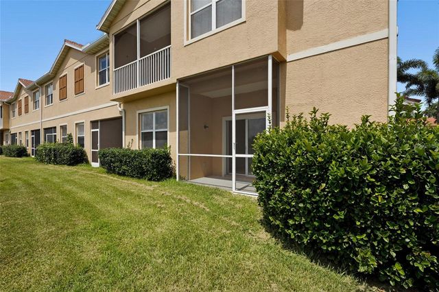 3576 PARKRIDGE CIRCLE 30-101, Sarasota, FL 34243