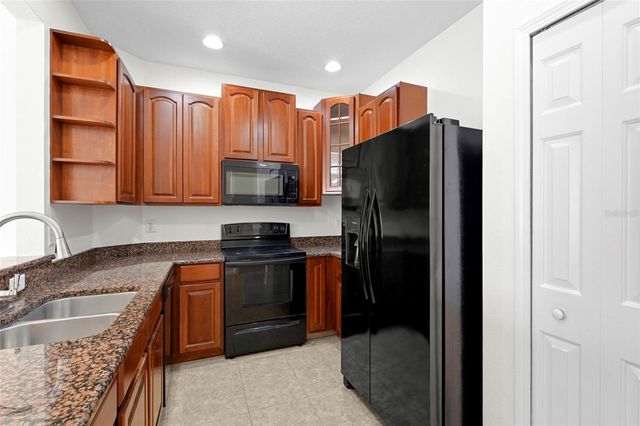 3576 PARKRIDGE CIRCLE 30-101, Sarasota, FL 34243