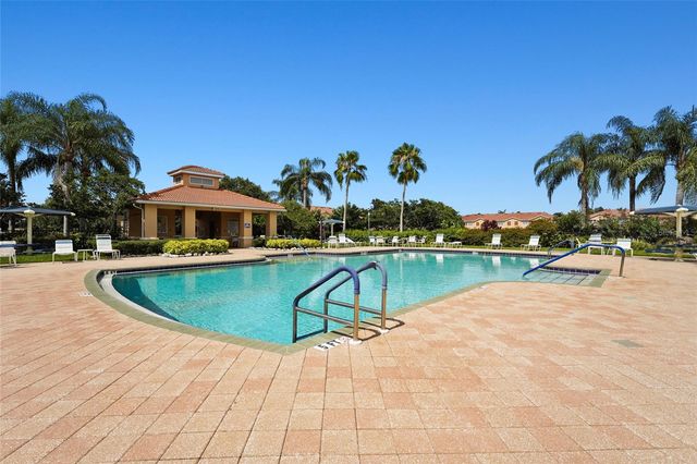 3576 PARKRIDGE CIRCLE 30-101, Sarasota, FL 34243