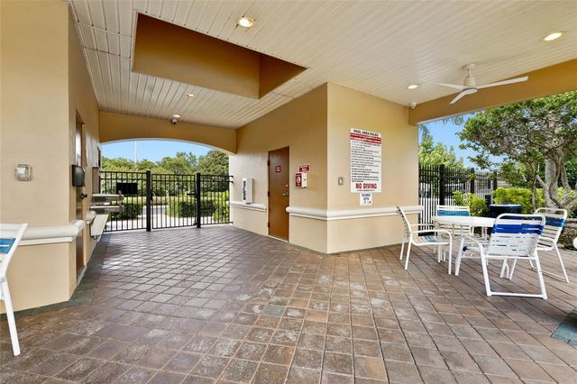 3576 PARKRIDGE CIRCLE 30-101, Sarasota, FL 34243
