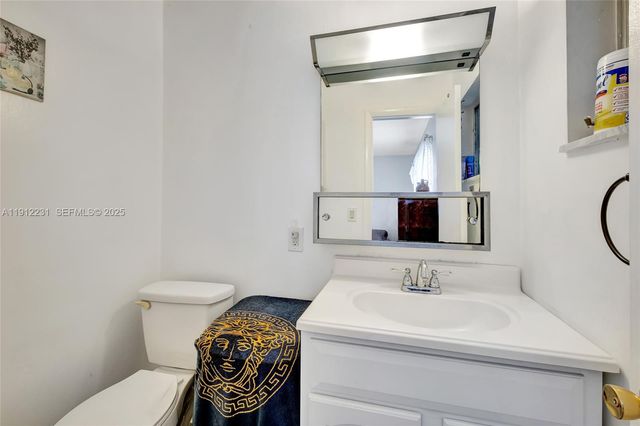 1943 Monroe Street 310D, Hollywood, FL 33020