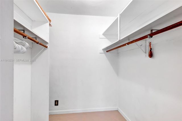 1943 Monroe Street 310D, Hollywood, FL 33020