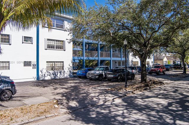 1943 Monroe Street 310D, Hollywood, FL 33020