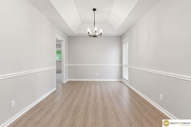 16915 Patterson Drive, Omaha, NE 68135