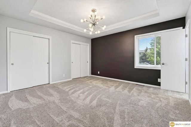 16915 Patterson Drive, Omaha, NE 68135
