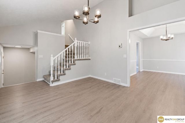 16915 Patterson Drive, Omaha, NE 68135