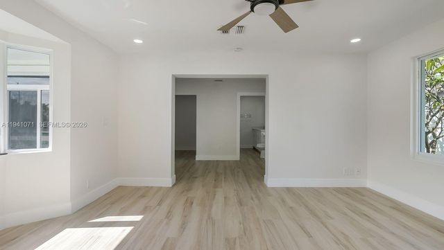 5713 NE 17th Ter, Fort Lauderdale, FL 33334