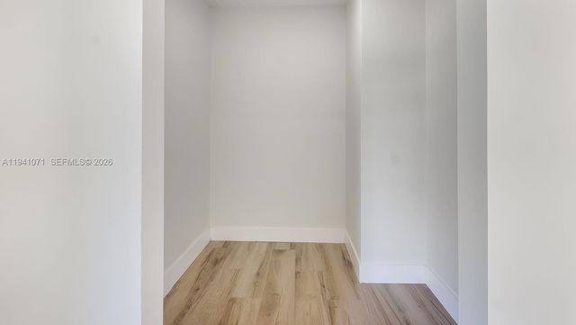 5713 NE 17th Ter, Fort Lauderdale, FL 33334