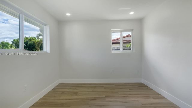 5713 NE 17th Ter, Fort Lauderdale, FL 33334