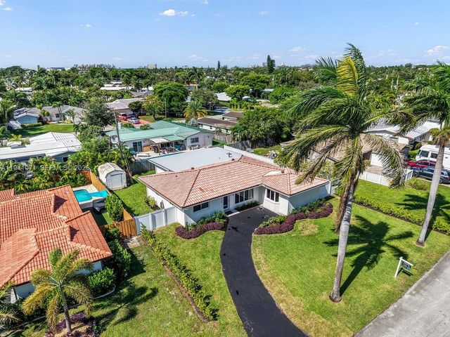 5713 NE 17th Ter, Fort Lauderdale, FL 33334