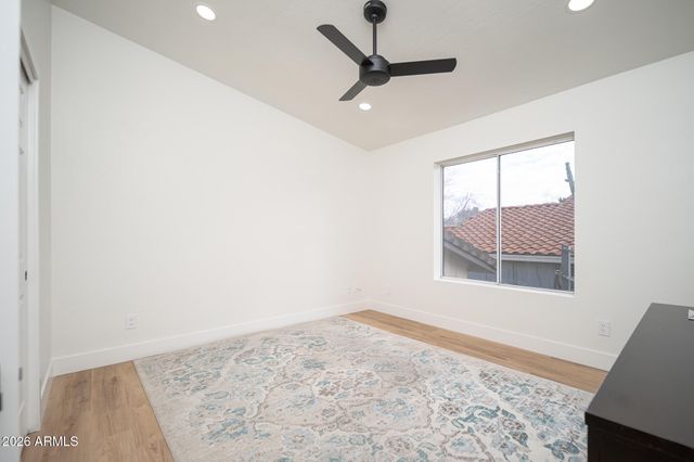 4601 E EVERETT Drive, Phoenix, AZ 85032