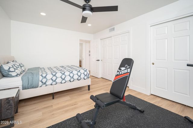 4601 E EVERETT Drive, Phoenix, AZ 85032