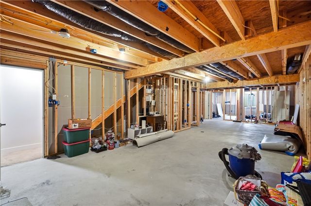 2657 Blueflag Street, Tipp City, OH 45371