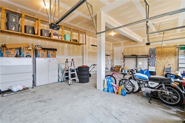 2657 Blueflag Street, Tipp City, OH 45371