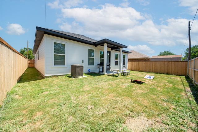 1838 Life Avenue, Dallas, TX 75212