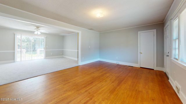 4083 Pitt Street, Ayden, NC 28513